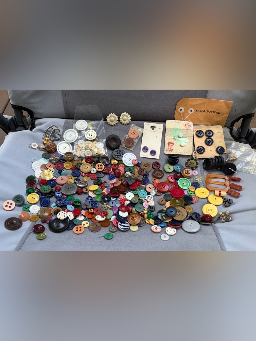 Vintage Mixed Button Lot - Multicolor Assortment. Plus others